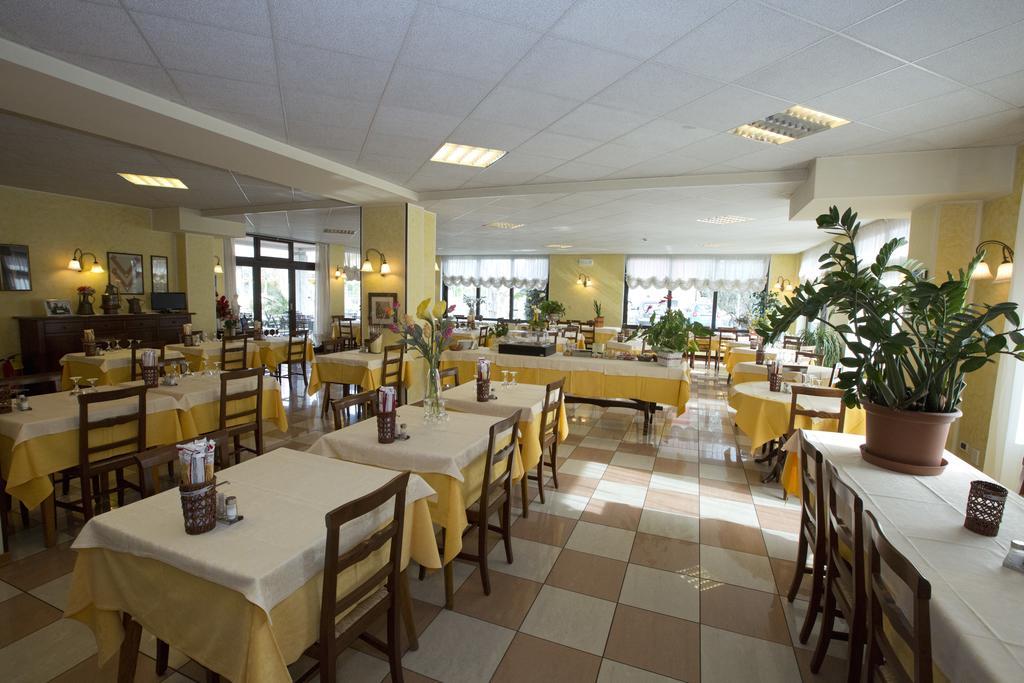 Hotel Ganfo Sirmione Room photo